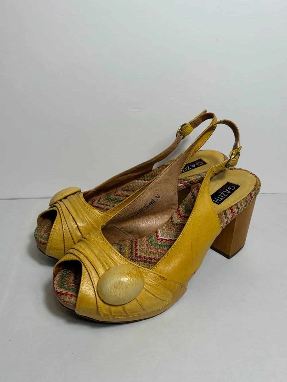 Gazith ⚜️💛⚜️ Chunky Wood Heel Peep-Toe Slingback Heels